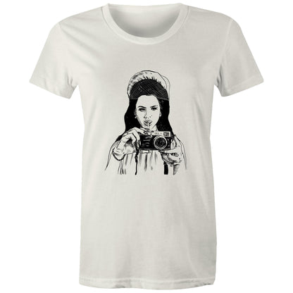 Lana - Women's Classic Tee