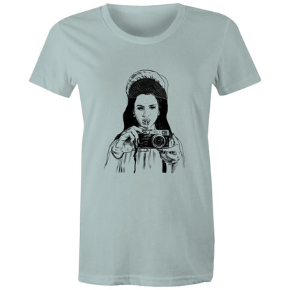 Lana - Women's Classic Tee