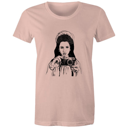 Lana - Women's Classic Tee