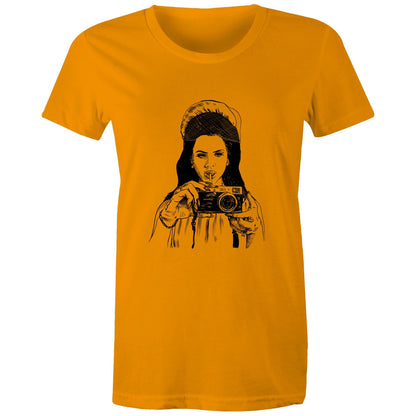 Lana - Women's Classic Tee