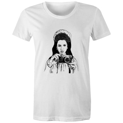 Lana - Women's Classic Tee